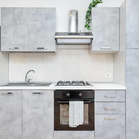 Accanto 2 Apartment